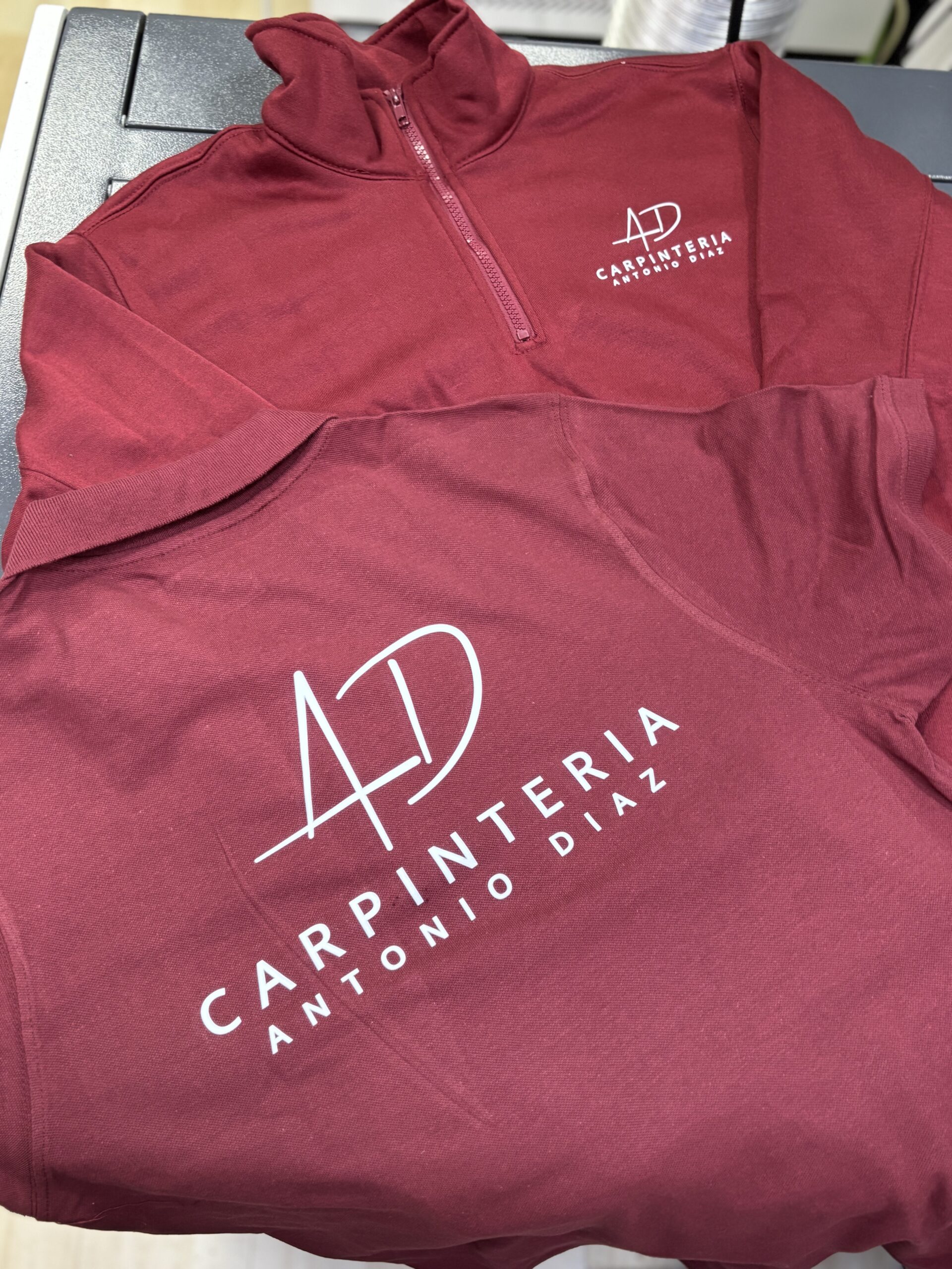 Polos personalizados para empresa